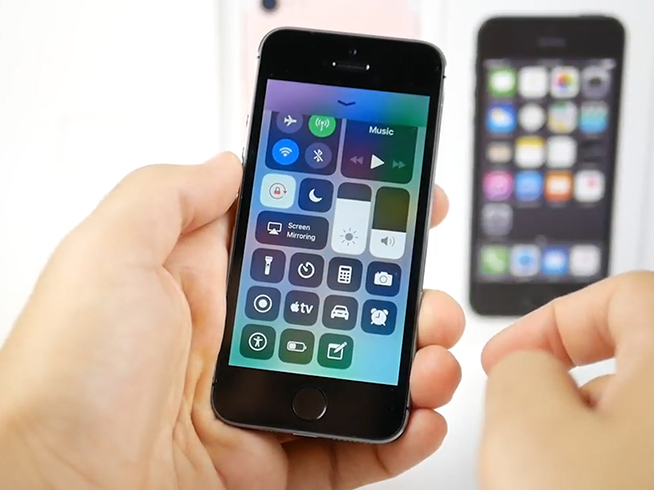 iPhone 8首銷破發(fā)無人問津？谷歌雷霆救兵豪砸11億救HTC