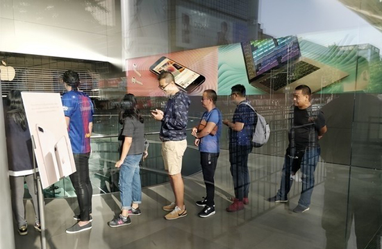 iPhone 8線下店首銷情況怎樣？結局很意外