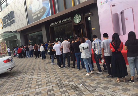 iPhone 8線下店首銷情況怎樣？結局很意外