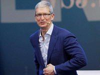 iPhone 8首銷遇冷，蘋果CEO庫克出面實力解圍