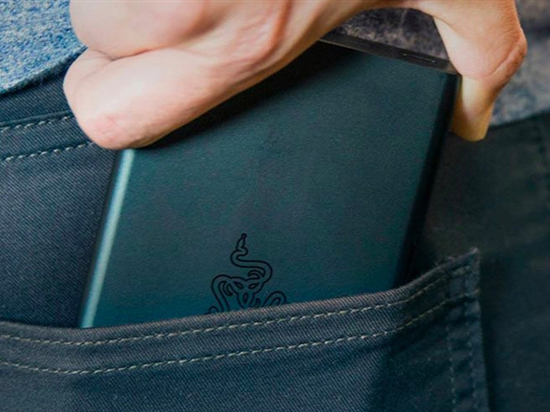 手機(jī)領(lǐng)域也要高規(guī)格！Razer Phone配置偷跑：標(biāo)配8G運(yùn)存