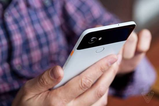 拍照98分又怎樣？Pixel 2 XL問(wèn)題不斷，谷歌出品變了味