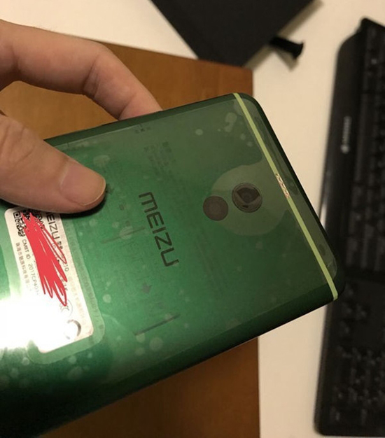 航海王定制版魅藍(lán)Note6再曝新機(jī)：索隆綠會(huì)一并登場嗎？