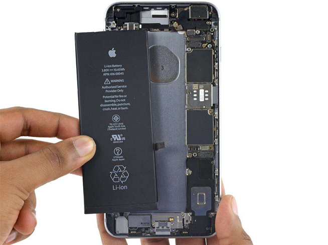 蘋果為“降頻門”致歉：iPhone更換電池降價(jià)至218元，降幅超50%