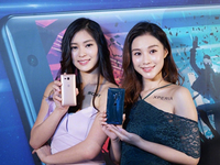 科客晚報：索尼發(fā)布兩款驍龍845旗艦，蘋果股價市值達到9250億美元
