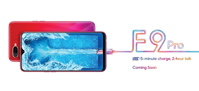 OPPO F9真機(jī)現(xiàn)身：美人尖全面屏 背部配色很妖艷 