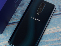 OPPO R17 Pro開(kāi)箱體驗(yàn)：外觀近乎完美，雙光圈夜拍表現(xiàn)出色