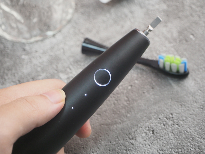Oclean One智能聲波電動(dòng)牙刷體驗(yàn)評(píng)測(cè)：口腔護(hù)理變得更加簡(jiǎn)單