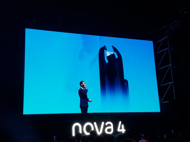 華為nova 4發(fā)布：極點(diǎn)全面屏首發(fā) 4800萬(wàn)超廣角三攝加持
