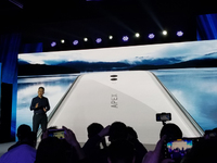 vivo APEX 2019發(fā)布：驍龍855+12GB 渾然一體無孔設(shè)計(jì)