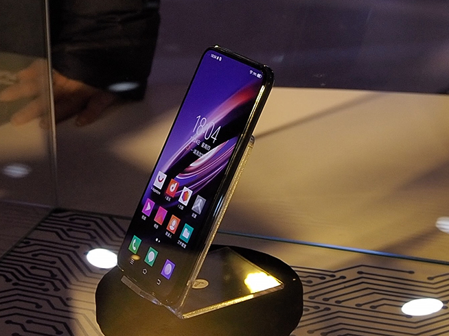 vivo APEX 2019體驗(yàn)：解決全屏幕指紋識別成最大亮點(diǎn)