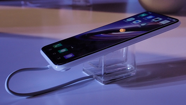 vivo APEX 2019體驗(yàn)：解決全屏幕指紋識別成最大亮點(diǎn)