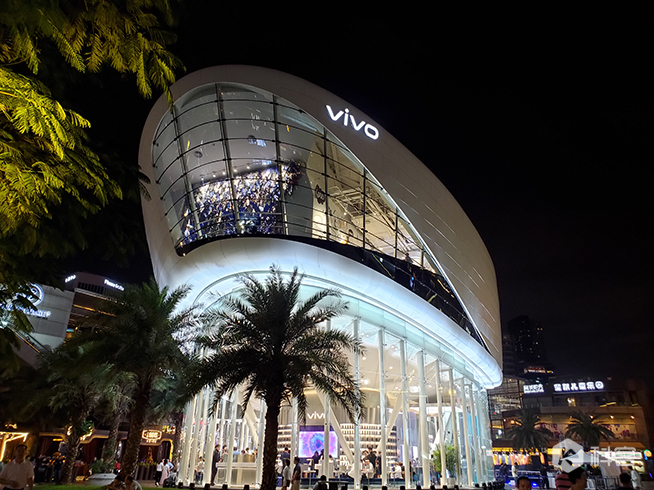 vivo Lab概念店開(kāi)業(yè)：全新消費(fèi)體驗(yàn) 品牌零售全方位升級(jí)