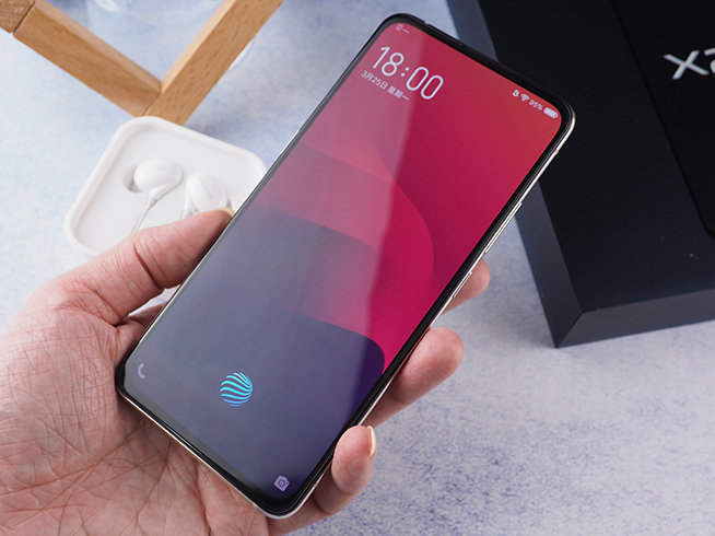 vivo X27上手體驗(yàn)：升降式攝像頭納米級(jí)“羽”設(shè)計(jì) 顏值再提升