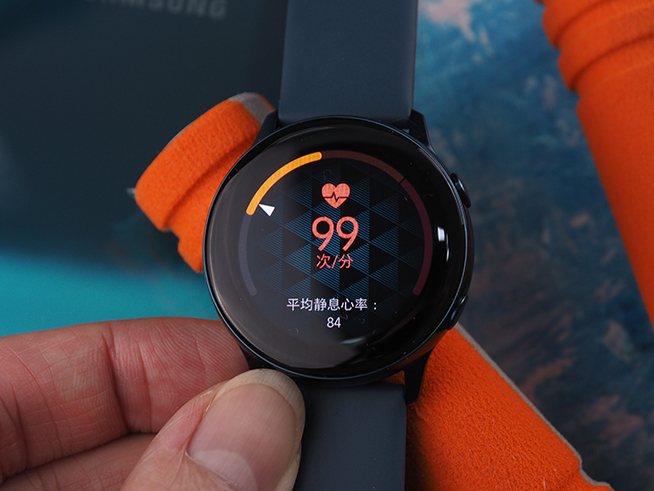 三星Galaxy Watch Active體驗(yàn)評(píng)測(cè)：秀氣外觀一見(jiàn)鐘情 