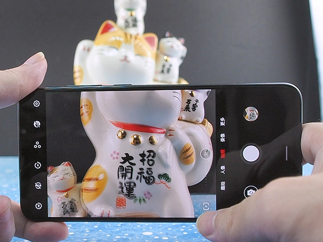 魅族16Xs開箱體驗(yàn)：手感顏值不錯(cuò) 可惜驍龍675性價(jià)比一般