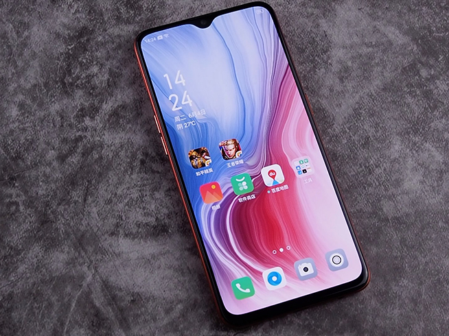 OPPO Reno Z開箱：延續(xù)純平設(shè)計風 珊瑚橙搶眼夏日首選