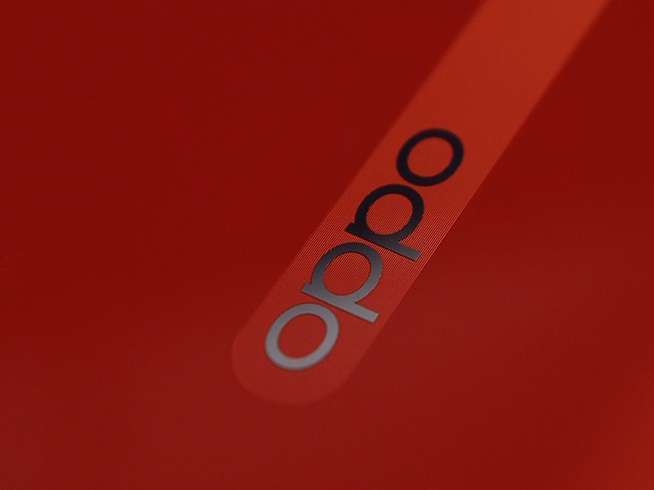 OPPO Reno Z開箱：延續(xù)純平設(shè)計風 珊瑚橙搶眼夏日首選