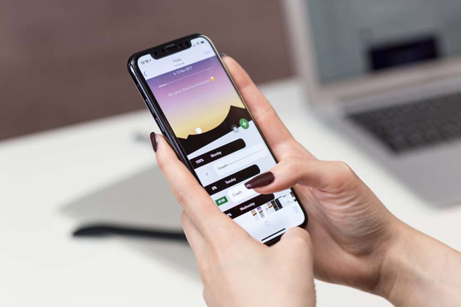 iPhone忠誠度跌至歷史最低？更多果粉選擇投奔Android手機(jī)