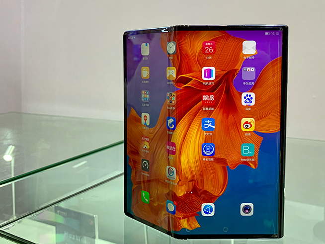 比5G靠譜？OPPO瀑布屏手機(jī)多圖解析，五大品牌要搶首發(fā)