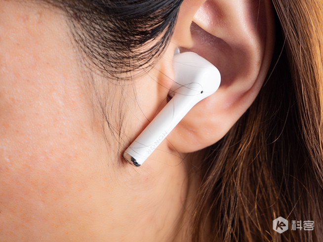 降噪媲美AirPods Pro，價(jià)錢不到一半！榮耀FlyPods 3評測