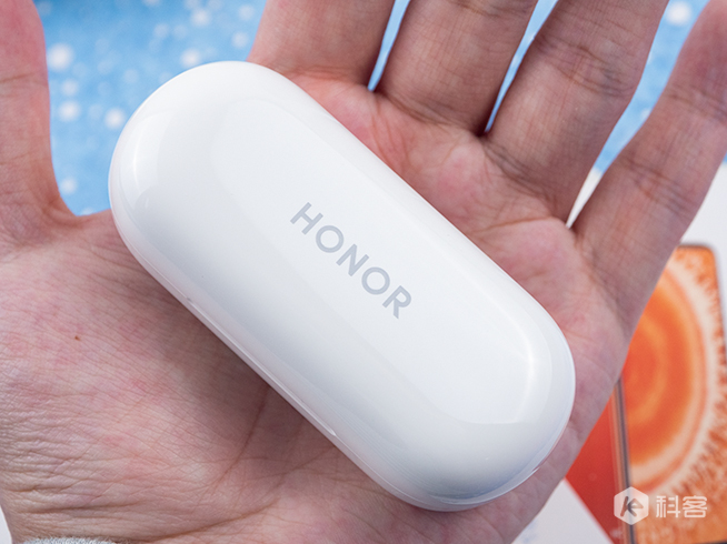 降噪媲美AirPods Pro，價(jià)錢不到一半！榮耀FlyPods 3評測