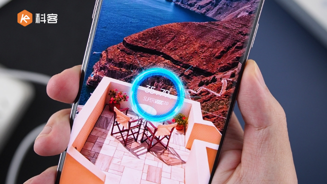 OPPO Reno5 Pro上手：顏值夠頂沒話說！首發(fā)獨(dú)家人像視頻新技術(shù)