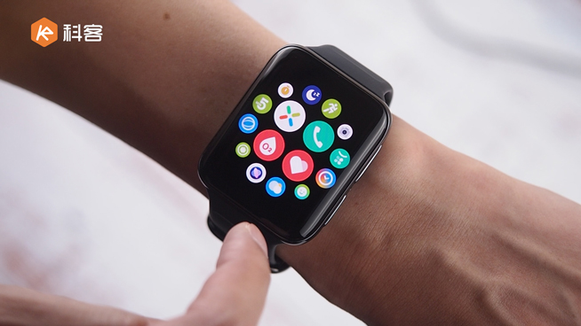 OPPO Watch 2上手：從來沒有過的流暢快感！首創(chuàng)雙擎混動(dòng)長續(xù)航