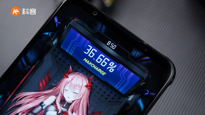 紅魔7游戲手機開箱：「原神」?jié)M幀暢玩很夸張！風(fēng)冷散熱馴龍出色不燙手