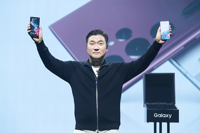 三星Galaxy S22系列國行版發(fā)布：穩(wěn)步升級，4999元起