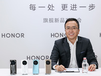 造車(chē)造芯？?jī)?nèi)卷？榮耀CEO趙明回應(yīng)幾大熱門(mén)話題：歡迎和蘋(píng)果比
