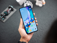 Redmi K50至尊版上手體驗(yàn)：到底至尊在哪？2999元起繼續(xù)焊門！