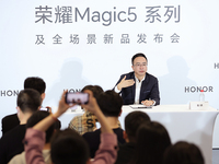 高喊超越華為，任正非兩年前預(yù)知！趙明揭秘榮耀Magic5系列有何底氣？