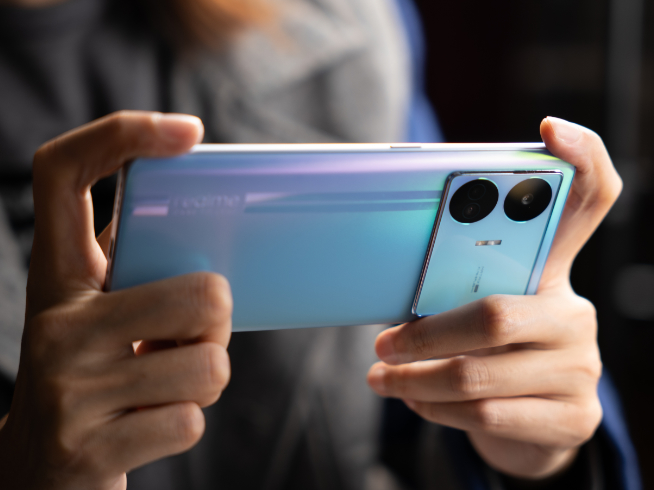 真我GT Neo5 SE開箱：第二代驍龍7+！1999元又射爆Redmi