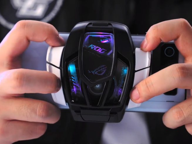 ROG 7游戲手機發(fā)布：重鑄游戲手機榮光！4499元起性能釋放拉滿