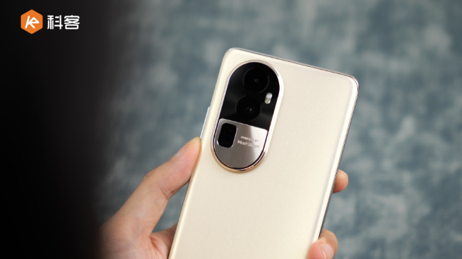 久別重逢的潛望式長(zhǎng)焦！OPPO Reno10 Pro+上手體驗(yàn)