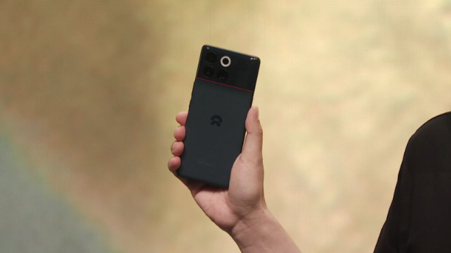 蔚來NIO Phone發(fā)布會回顧：0廣告0預(yù)裝，6499元起你能接受嗎？