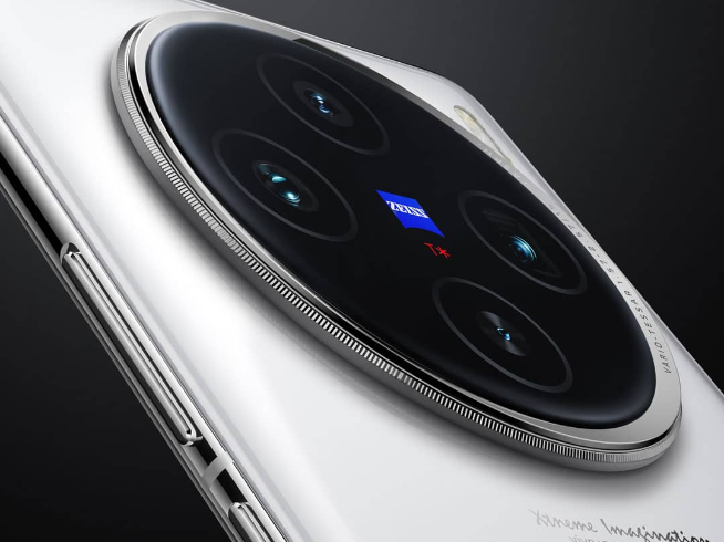 天璣9300大力出奇跡？vivo X100系列月環(huán)云階全新呈現(xiàn)！