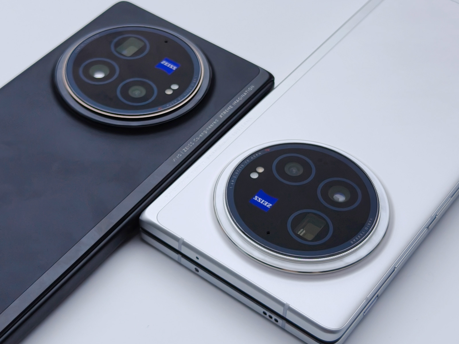  減重60克！vivo X Fold3系列折疊屏旗艦發(fā)布，定價有驚喜