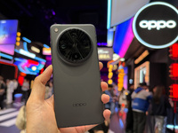 OPPO Find X8 Ultra發(fā)布：劉作虎喊話友商，超大杯哪家強(qiáng)？
